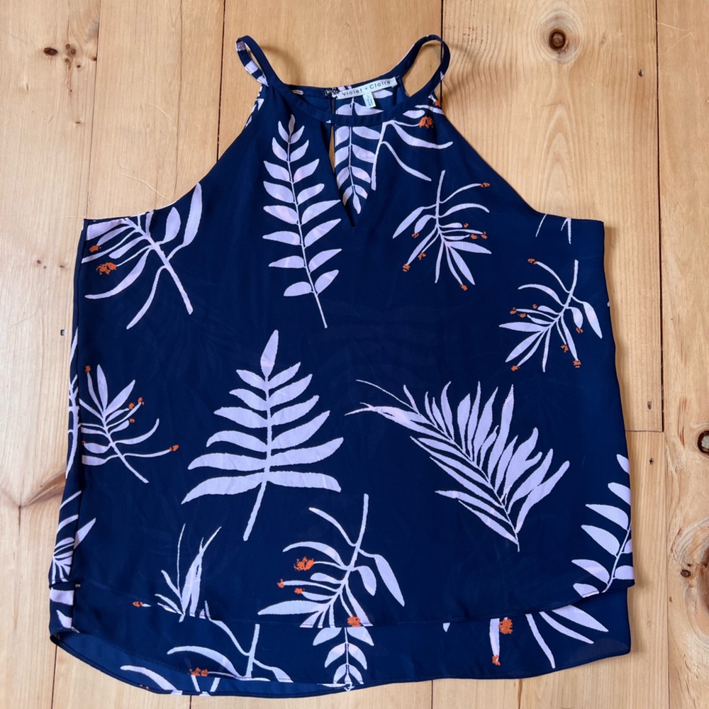 Violet & Claire Navy and White Leaf Print Top